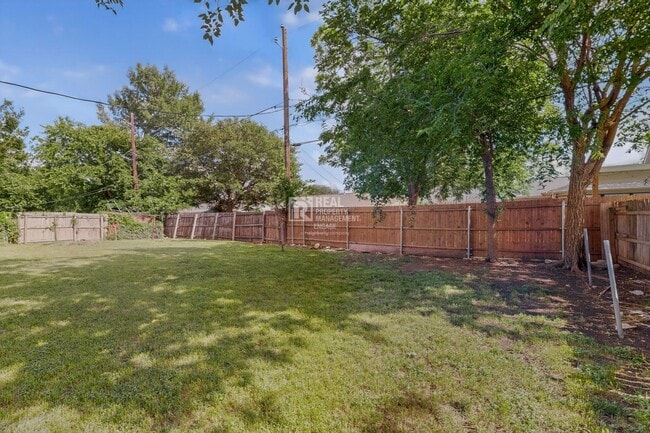 Building Photo - Move-In Ready Arlington Home Near AT&T Stadium for Rent