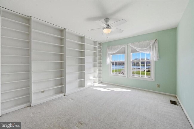 Building Photo - 36 Southampton Parish Rd