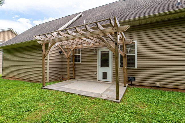 Building Photo - 7211 Remagen Ln