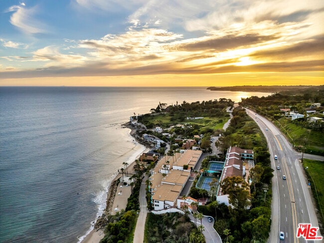 Building Photo - 26664 Seagull Way