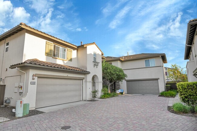 Building Photo - 10509 Hollingsworth Way