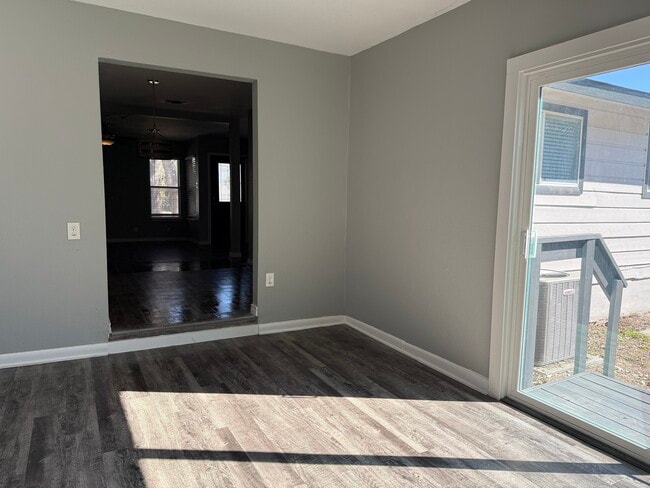 Building Photo - Zachry