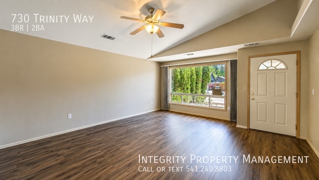 Building Photo - 730 Trinity Way
