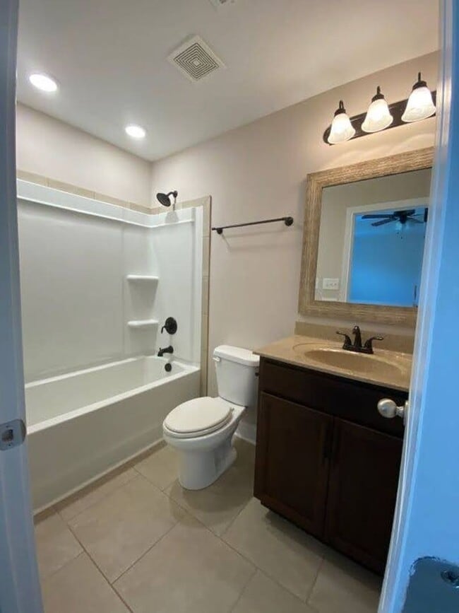 Building Photo - $1650 Adorable 3 Bedroom 2 Bath Ranch Home...