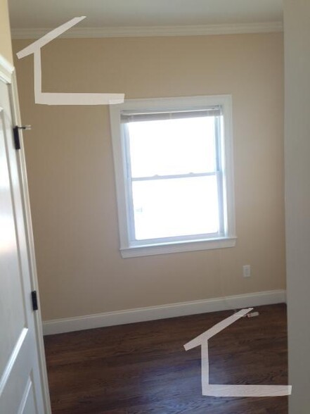 Building Photo - 92 Bragdon St