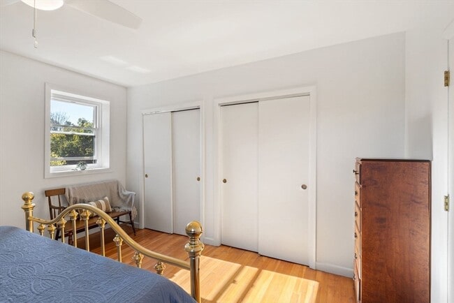 Building Photo - 22 Branchfield St