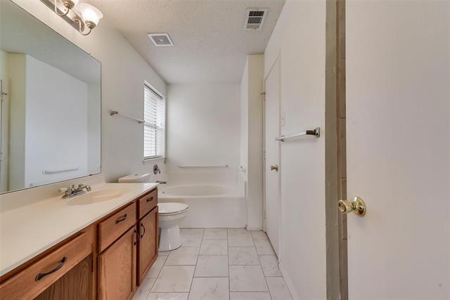 Building Photo - 13401 Ponderosa Ranch Rd