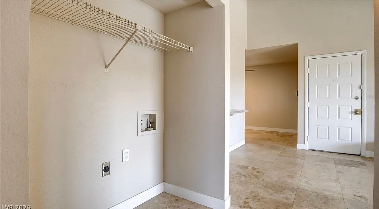 Building Photo - 3769 Carlyle Dr