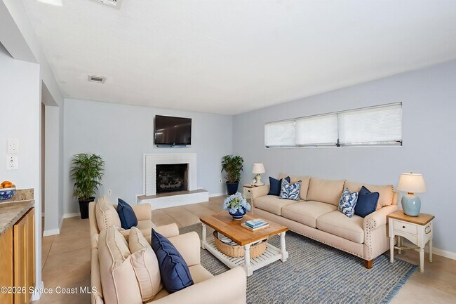 Building Photo - 460 Carissa Dr