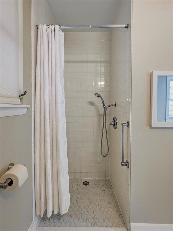 Building Photo - 6504 Lincoln Rd