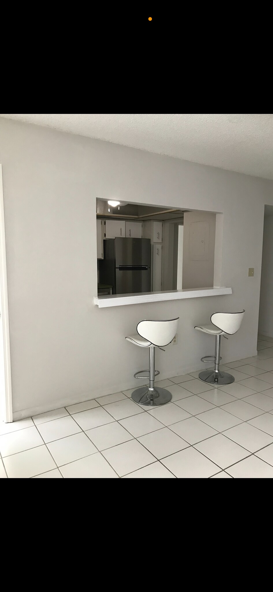 Building Photo - 250 Sunny Isles Blvd