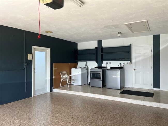 Building Photo - 11541 NW 23rd St