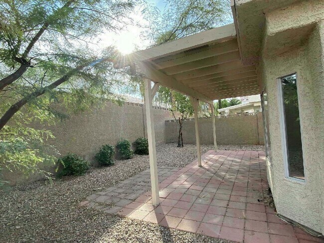 Building Photo - 9317 Magic Flower Ave