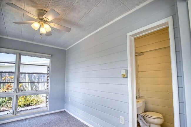 Building Photo - Beach Bungalow on Venice Island ~ Coming J...
