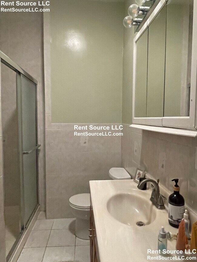 Building Photo - 267-269 Highland Ave. Unit 1L