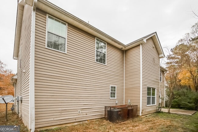 Building Photo - 1012 Ardwick Ct SE