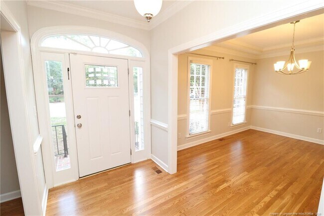 Building Photo - 107 Hardaway Ct