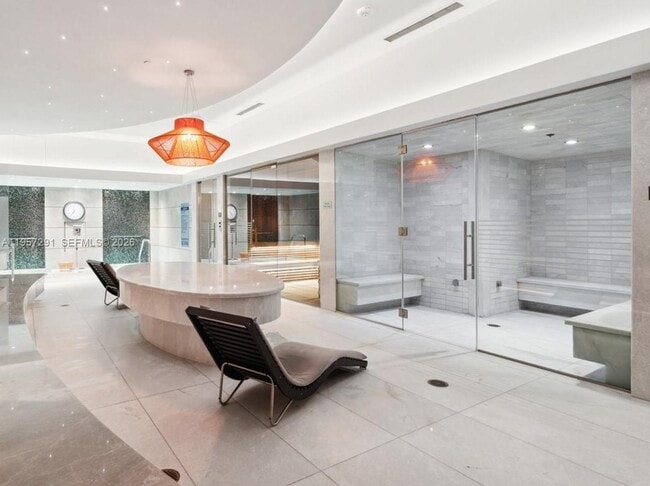 Building Photo - 1010 Brickell Ave