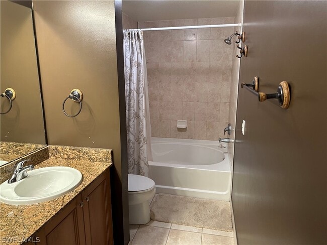 Building Photo - 20261 Estero Gardens Cir