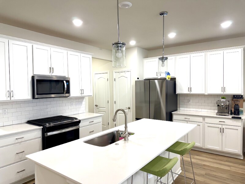 Building Photo - 525 Addison Cir