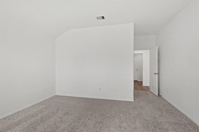 Building Photo - 14207 Yellow Jacket Ct