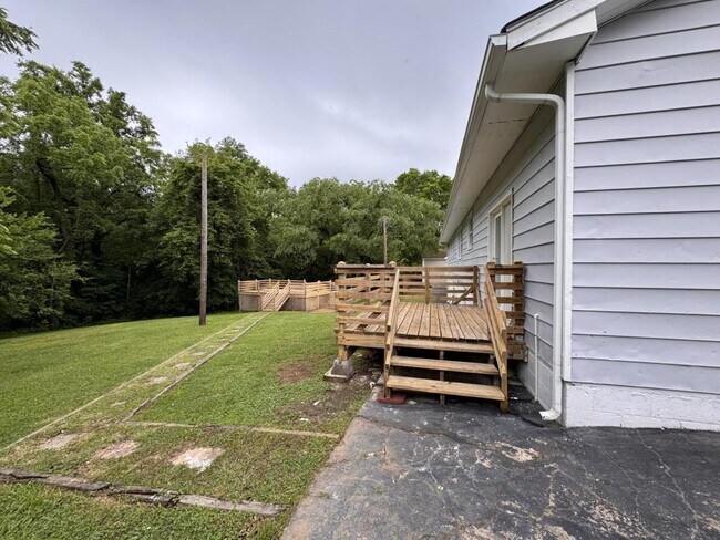 Building Photo - 2520 Boyds Bridge Pike