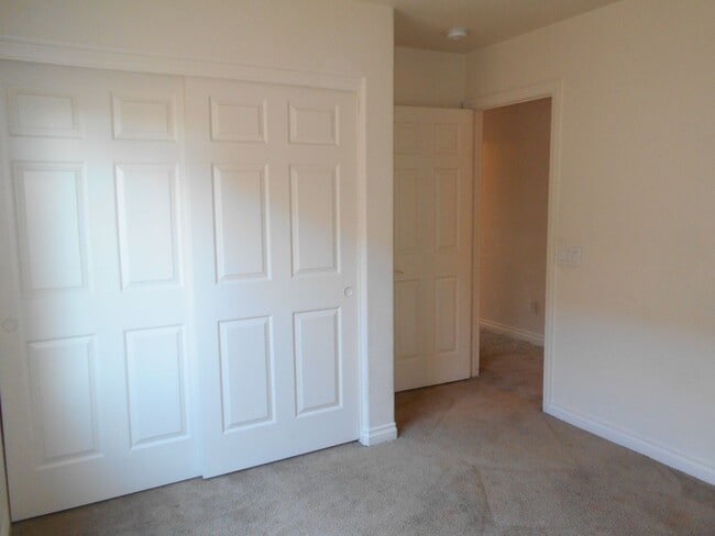 Building Photo - Stunning 4 Bedroom Home in North Las Vegas!