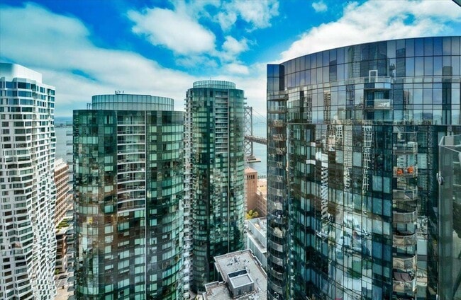 Building Photo - 201 Folsom St