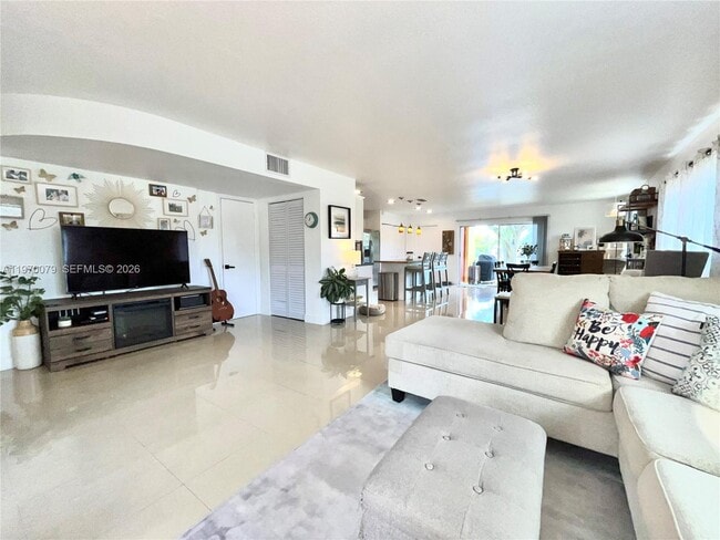 Building Photo - 13725 SW 84th St