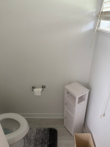 Building Photo - 4290 SW 110th Ln