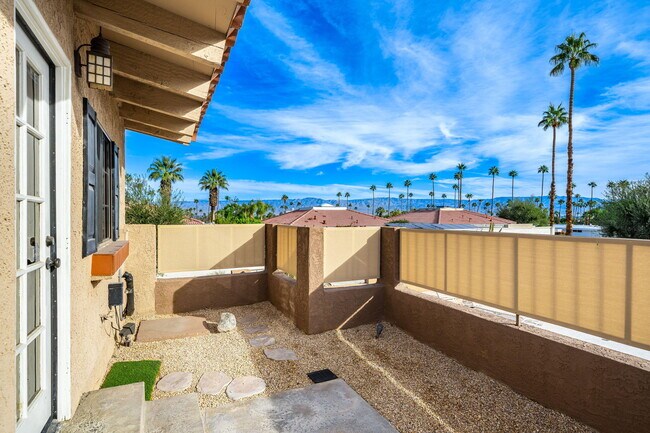 Building Photo - 46395 Ryway Pl