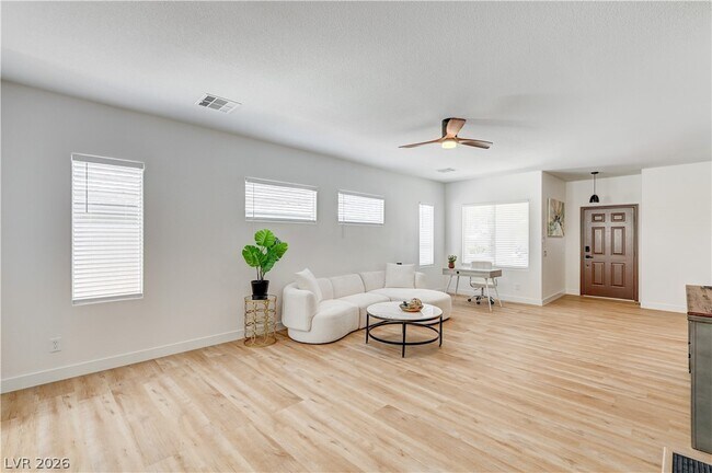 Building Photo - 3236 Rushing Waters Pl