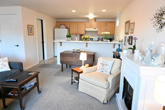 Building Photo - 6246 NE Eagle Harbor Dr