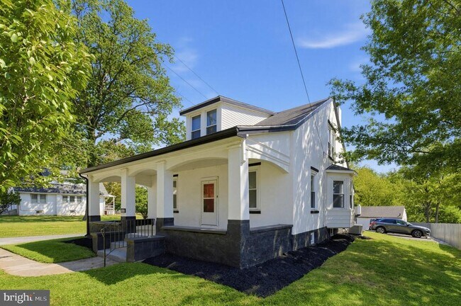 Building Photo - 2954 Dekalb Pike
