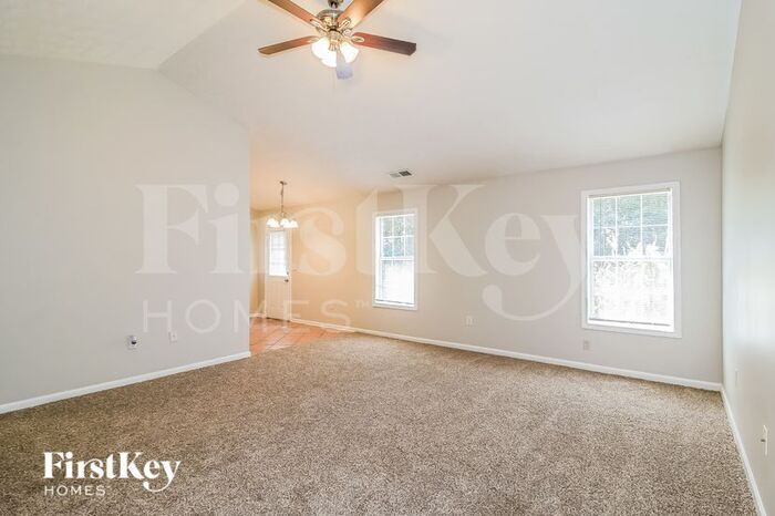 Building Photo - 40 Meeler Dr