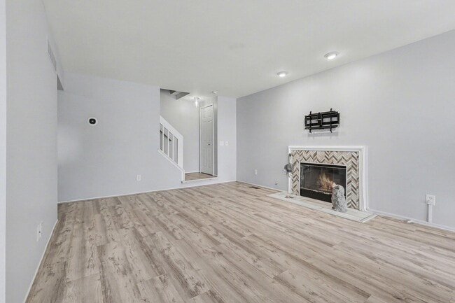 Building Photo - 3036 Forest Creek Ct