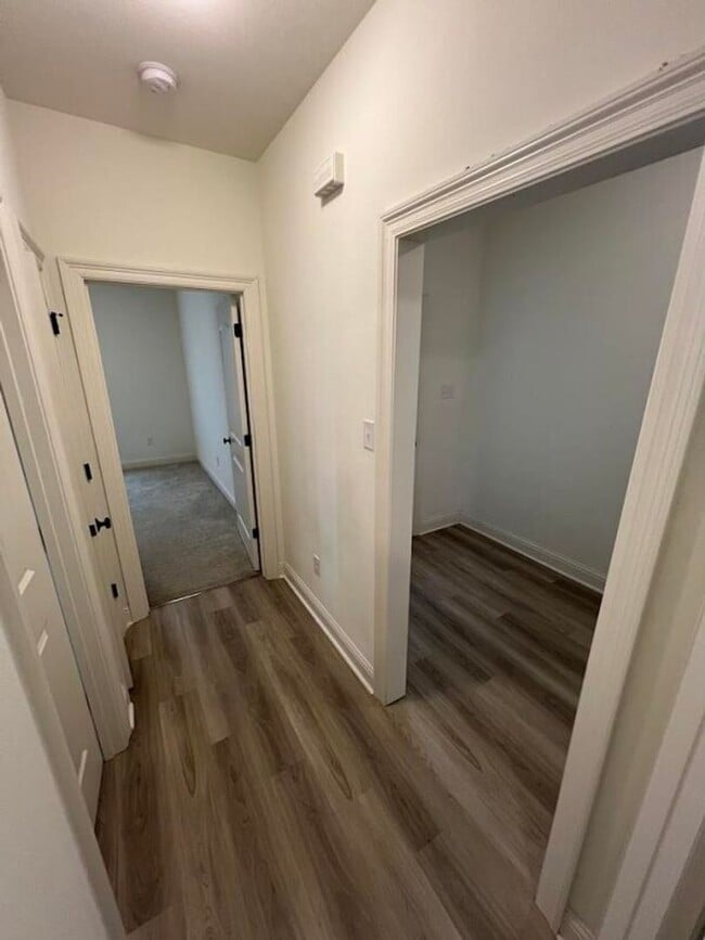 Building Photo - Trendy, 3 bedroom, 2 bath home in coveted Kenilworth Crossing Community near LSU