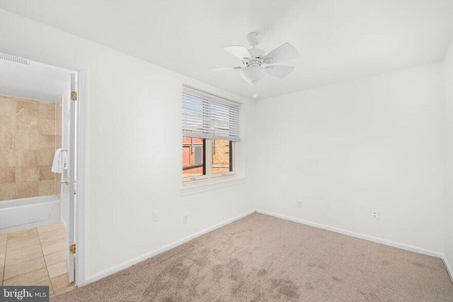 Building Photo - 1930 New Hampshire Ave NW