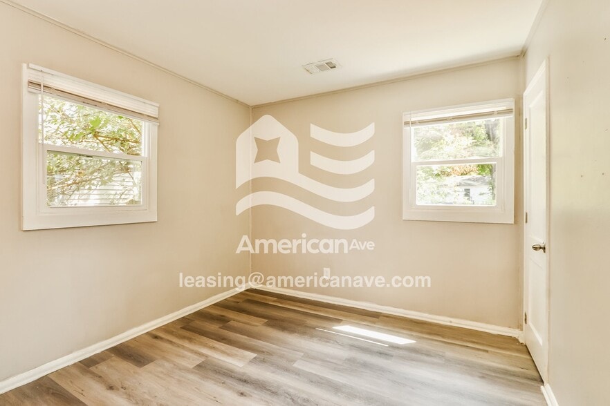 Building Photo - 203 N 37th St