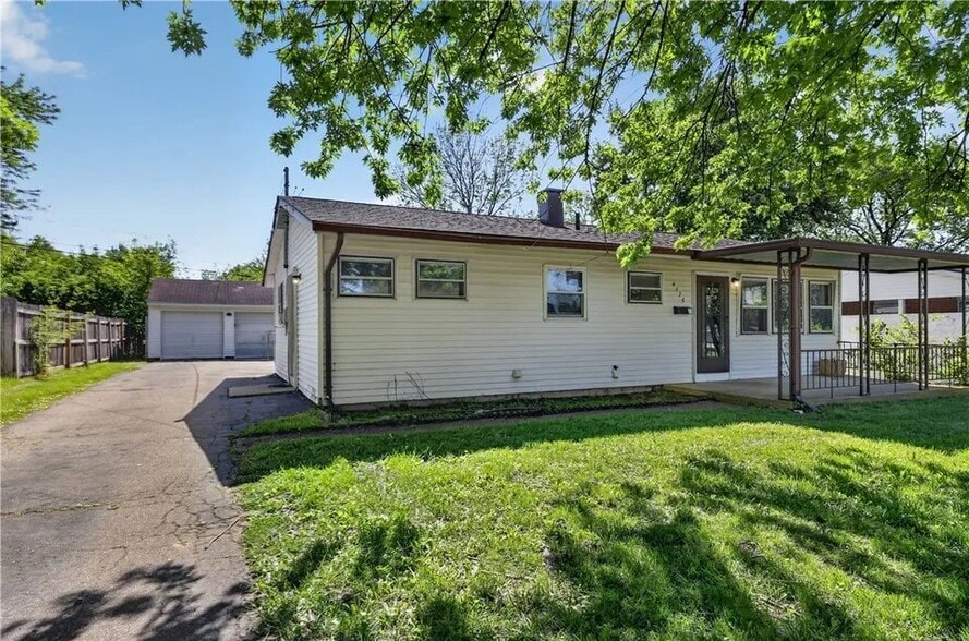 Building Photo - 4176 Mapleleaf Dr
