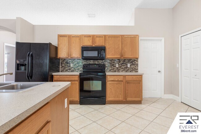 Building Photo - 59 Riverina Dr