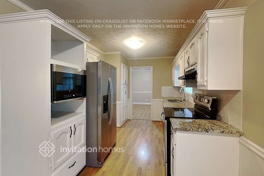 Building Photo - 487 Windsor Farms Dr