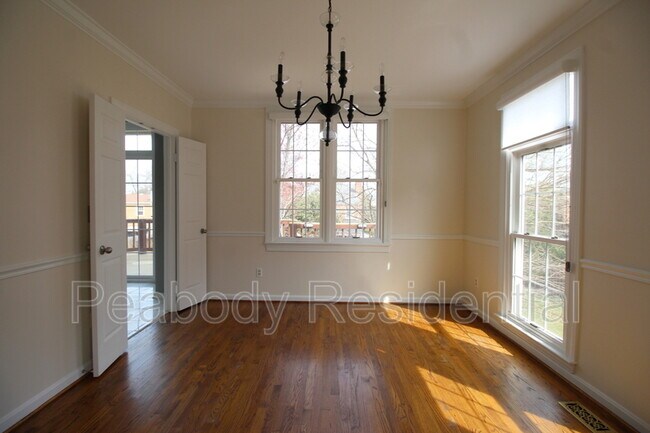 Building Photo - 6423 Little Potters Ln