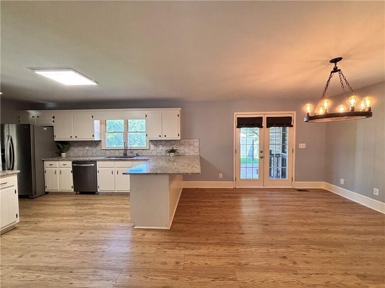 Building Photo - 462 Gibson Trail
