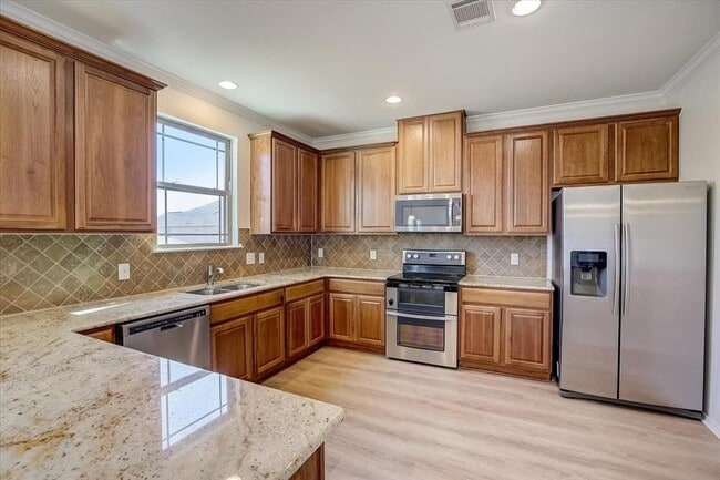 Building Photo - 6800 Sunderland Trail