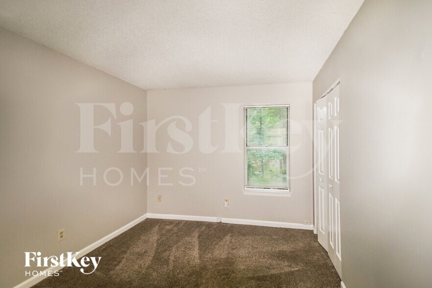 Building Photo - 5456 Fox Haven Trail