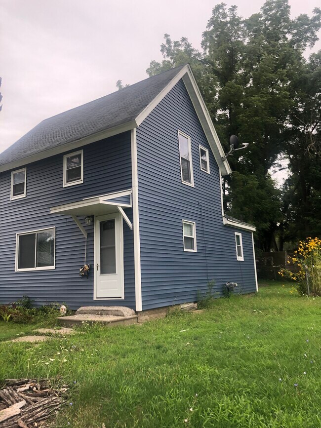 208-madison-ave-208-madison-ave-flint-mi-48503-apartment-finder