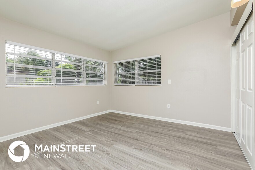Building Photo - 6136 Bolling Dr
