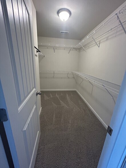 Master walk-in closet #1 - 191 Silver Run Pl