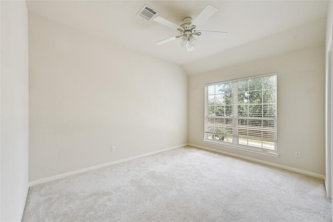 Building Photo - 1230 Heppner Dr